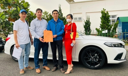 Kết thúc vụ việc Honda Civic RS mới bị nghi sơn lại: Khách hàng đã nhận xe mới